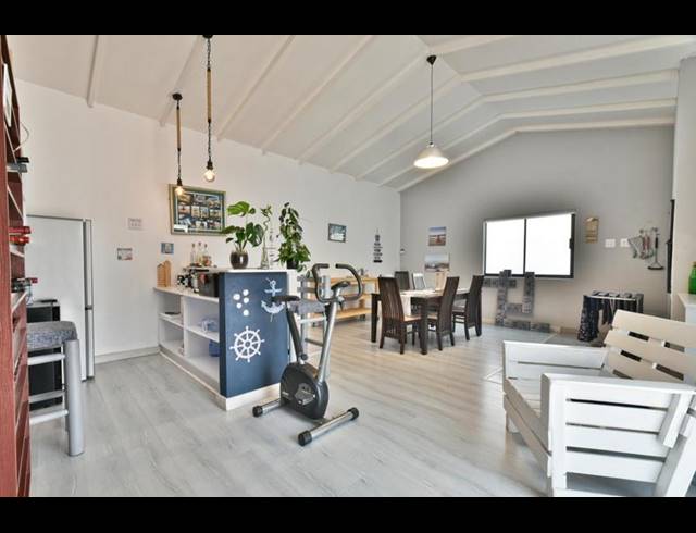 3 BEDROOM HOUSE FOR SALE IN OAKDENE